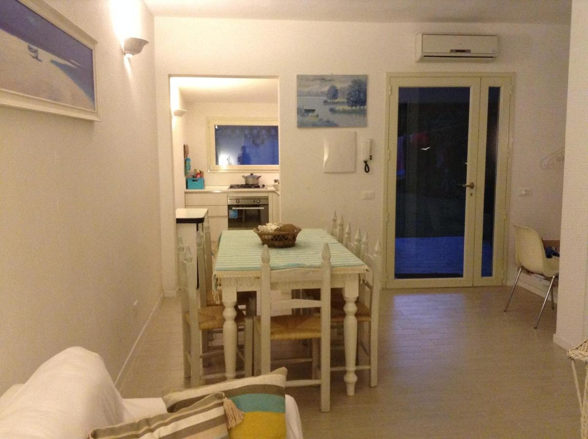 Deliziosa Villa 150 Metri Dal Mare Quartu SantʼElena Екстериор снимка